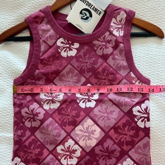 Daydreamer Pink and White Hibiscus Shrunken Tank NWT - Picture 9 of 14